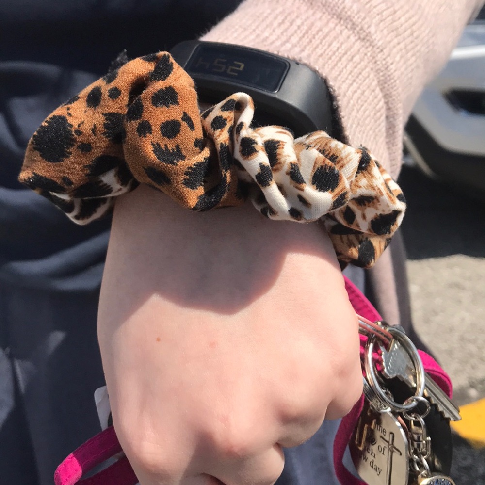 cheetah scrunchy